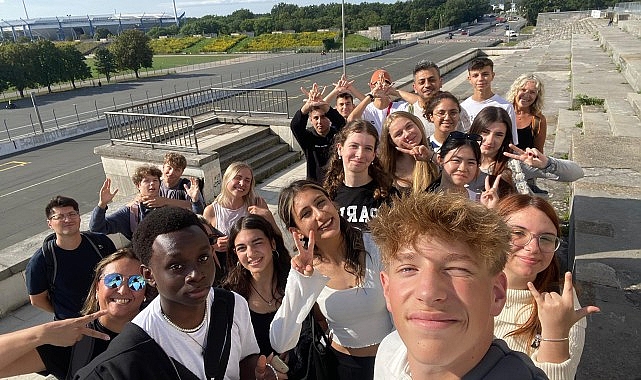 Antalyalı gençler barış için Almanya’ya gidiyor