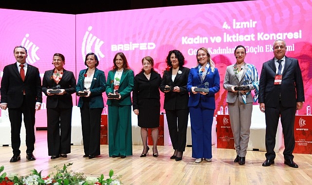 Başkan Sengel’den İzmir Kadın ve İktisat Kongresi’nde mücadele vurgusu