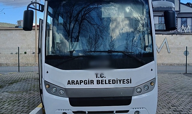 Büyükşehir’den Deprem Bölgesine Araç Desteği