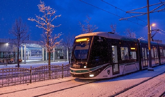 Kocaeli Büyükşehir’in milyonluk yatırımları beyaz örtü ile kaplandı;  Dev yatırımlardan kartpostallık görüntüler
