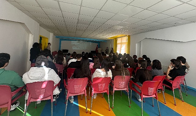 Bakırköylü öğrenciler geleceğe umutla bakıyor