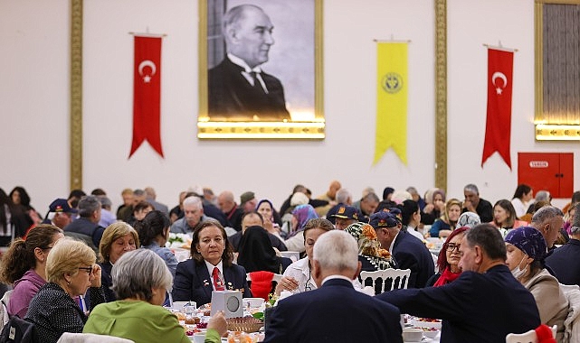 Buca’da şehit aileleri, gaziler ve yakınları için iftar düzenlendi