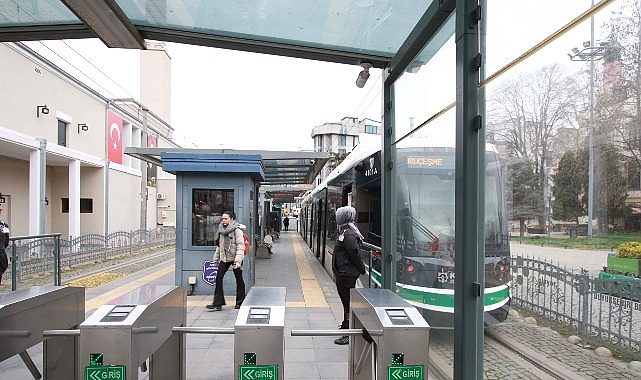 Büyükşehir’den Yaşlılar Haftası’nda anlamlı etkinlik