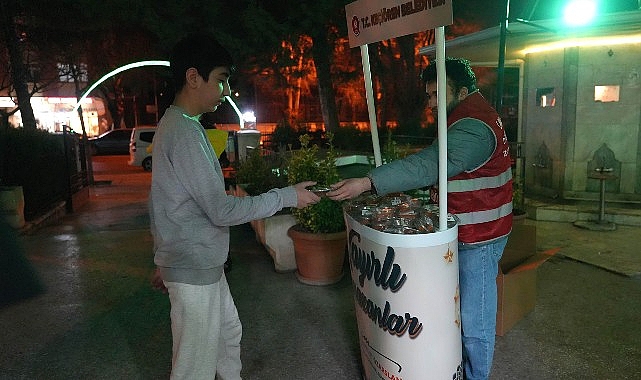 Keçiören Belediyesi’nden Kumanya ve Tatlı İkramı