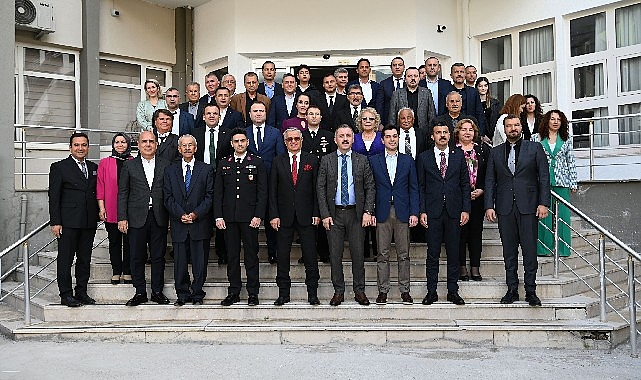 Kemer’de bayramlaşma programı düzenlendi