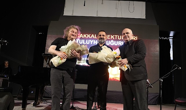Piyanist Tuluyhan Uğurlu’dan çanakkale zaferi konseri