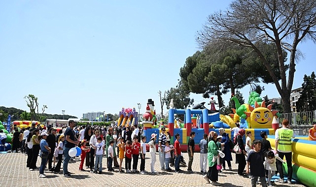 Aydın Büyükşehir Belediyesi, 23 Nisan Ulusal Egemenlik ve Çocuk Bayramı’nı Şenliklerle Kutladı