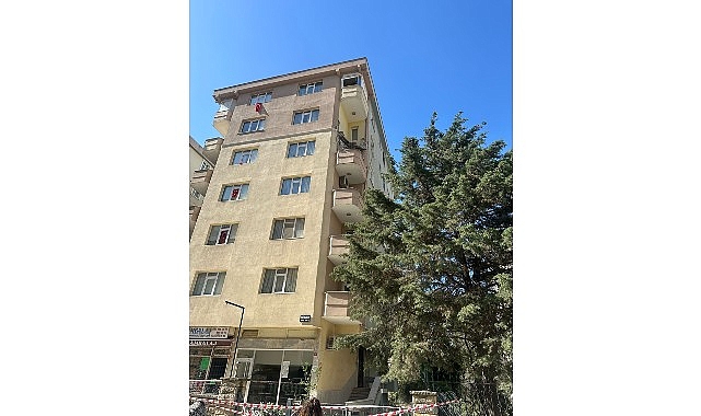 Kadıköy’de bulunan binada balkon çökmesi hakkında bilgilendirme