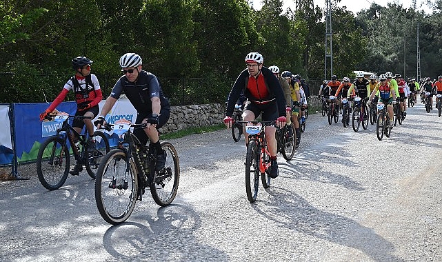 Trans Taurus Dağ Bisikleti Etap Yarışları devam ediyor