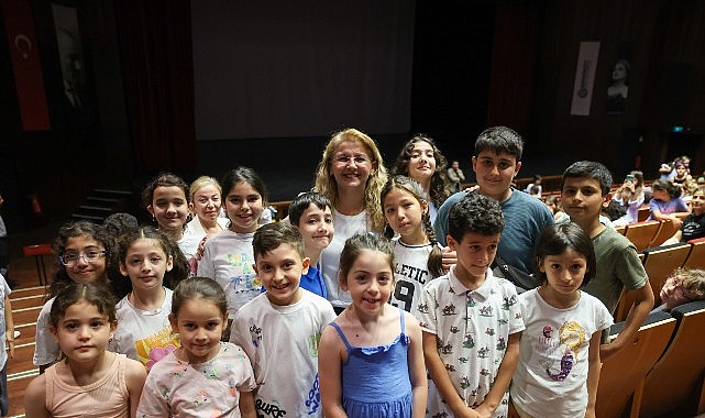 Bakırköy’de karne sevinci