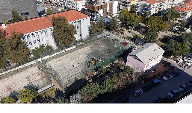 Balçova’nın spor tesisleri yenilendi Başkan Yiğit: “Kendi imkanlarımızla yaptık, mutluyuz.”