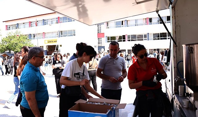 Çankaya Belediyesi Öğrencilerin ve Ailelerinin Yanında