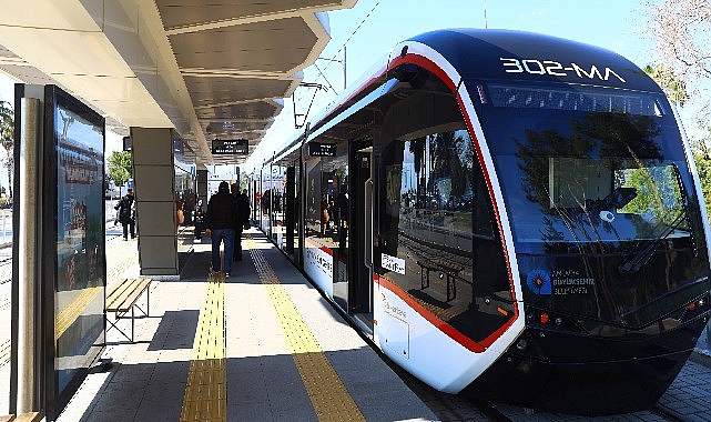 Büyükşehir’in toplu ulaşım araçları 15 Temmuz’da ücretsiz