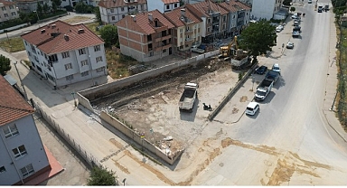 Atıl Vaziyetteki Boş Alan Otoparka Dönüşüyor