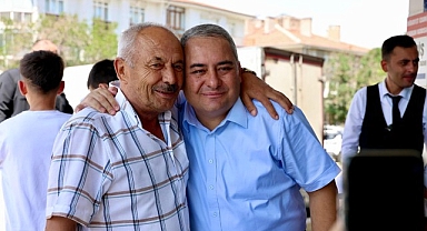 Başkan Özarslan Keçiören Esnafının Yanında