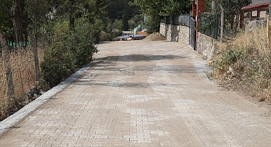 Geyve’de Parke Taşı Çalışmaları Tüm Hızıyla Devam Ediyor