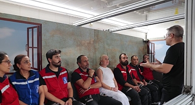 KAM, Bornova’da ‘Hatırlamak Yetmez, Hazırlanmak Gerek’ dedi