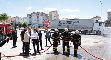 Nevşehir Belediyesi, Türkiye’nin İlk Elektrikli Araç Yangınına Özel Söndürme Sistemi Geliştirdi
