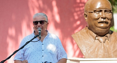 “İzmir Baba” Konak’ta anıldı