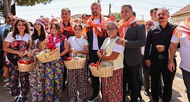 Buca’da müzik ve lezzet dolu Bardacık Şenliği