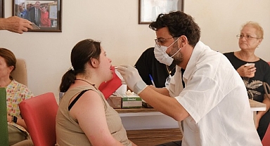Ayvalık’ta Engelliler Kültür, Sanat ve Spor Etkinlikleri’nde Ağız ve Diş Sağlığı Hizmeti