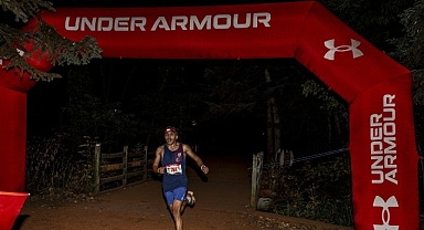 Yüzlerce Koşucu 18. Under Armour Gece Koşuları’nda Sınırları Zorladı