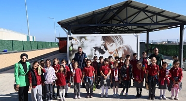 Kartepeli Minikler Hayvan Dostlarını Unutmadı