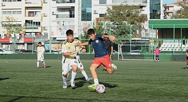 Atatürk’ün çocukları Cumhuriyet Kupası için sahaya çıktı