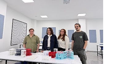 Öğrenciler Yapıyı 3D Kitlerle Öğreniyorlar