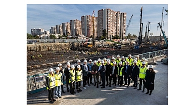 İzmir’e Mona Lisa Gülüşü Getiren Yeni Nesil Mimari Yolculuk